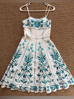 Embroidered And Beaded Linen Sue Wong Dress